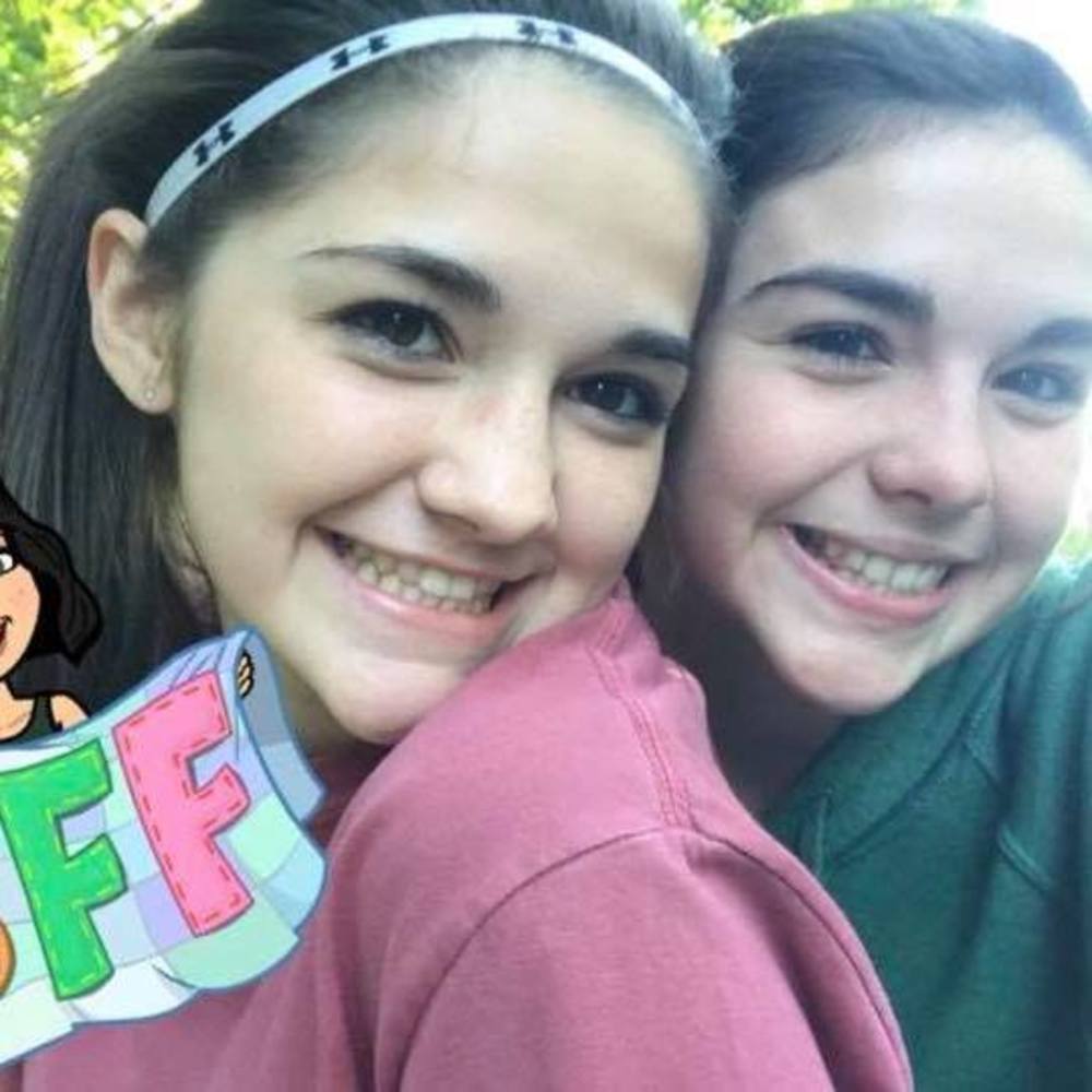 Meet your Posher, Chloe